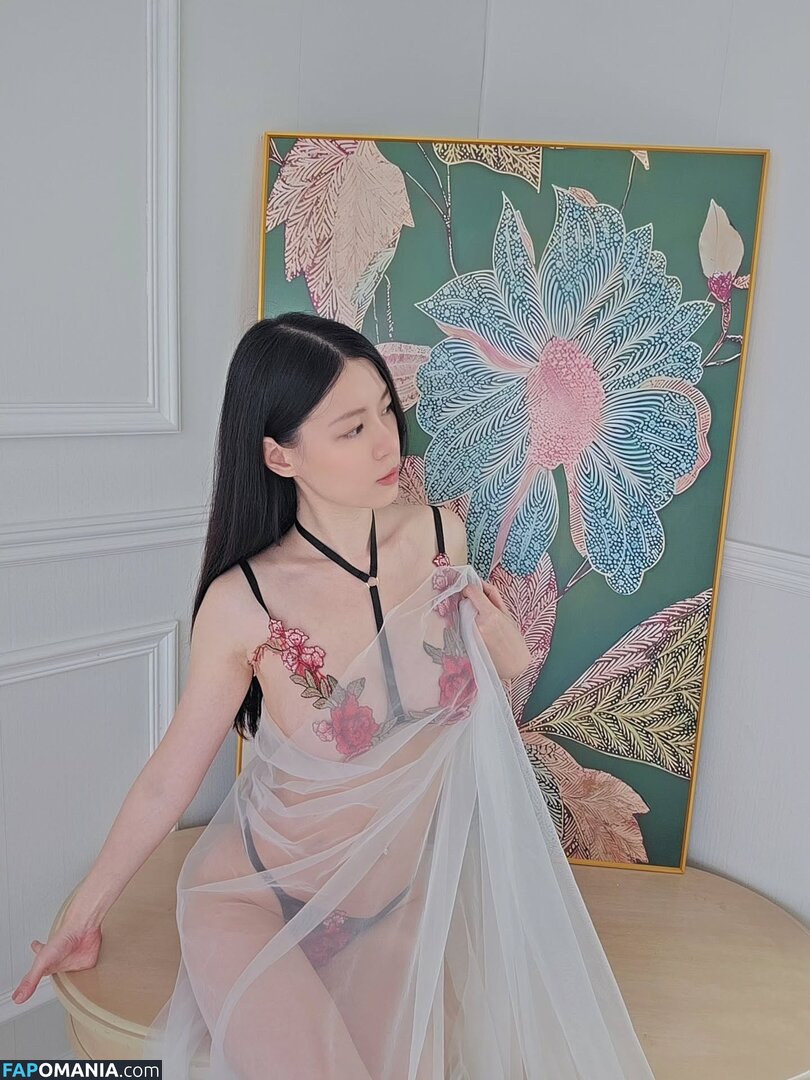 Emilyck Chan / emily_0224 / emilyk8z Nu OnlyFans  Photo fuitée #37