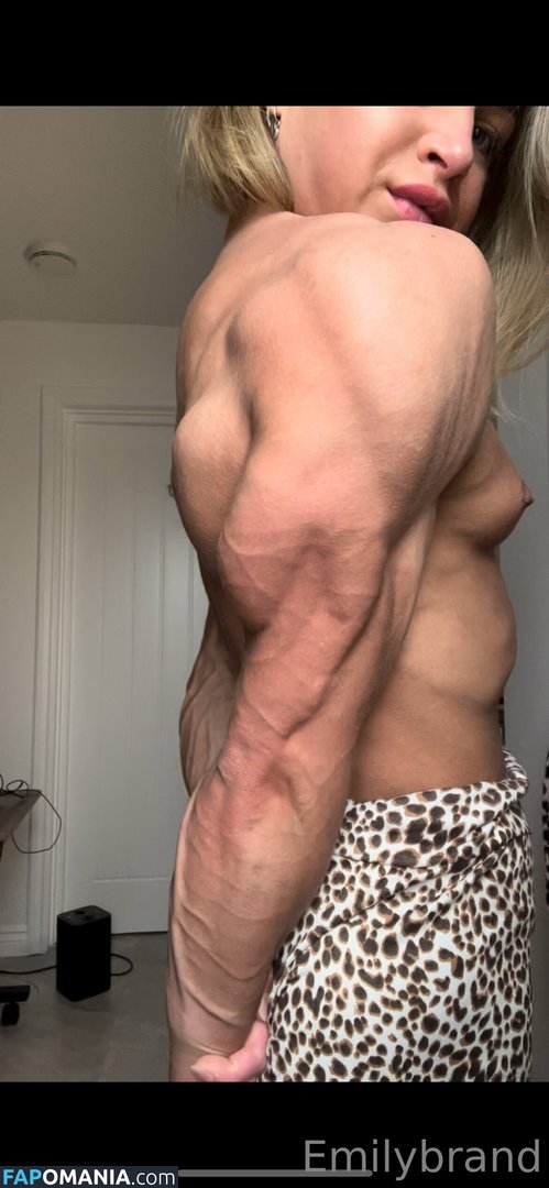 _emjbrand98_ / emilyjbrand98 Nu OnlyFans  Photo fuitée #1