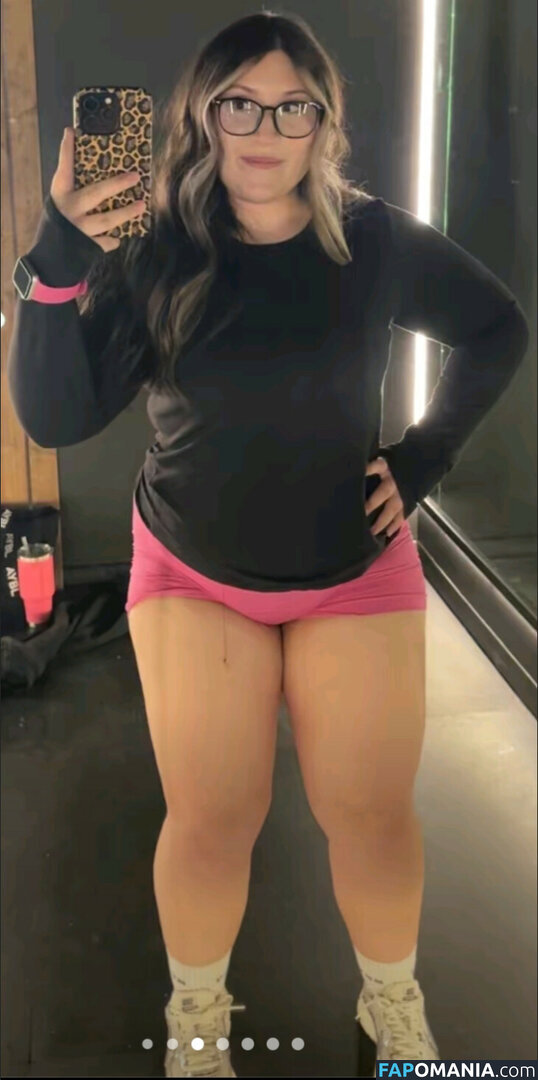 Emilysaucedo22 / Sauceyliftzz Nu OnlyFans  Photo fuitée #1