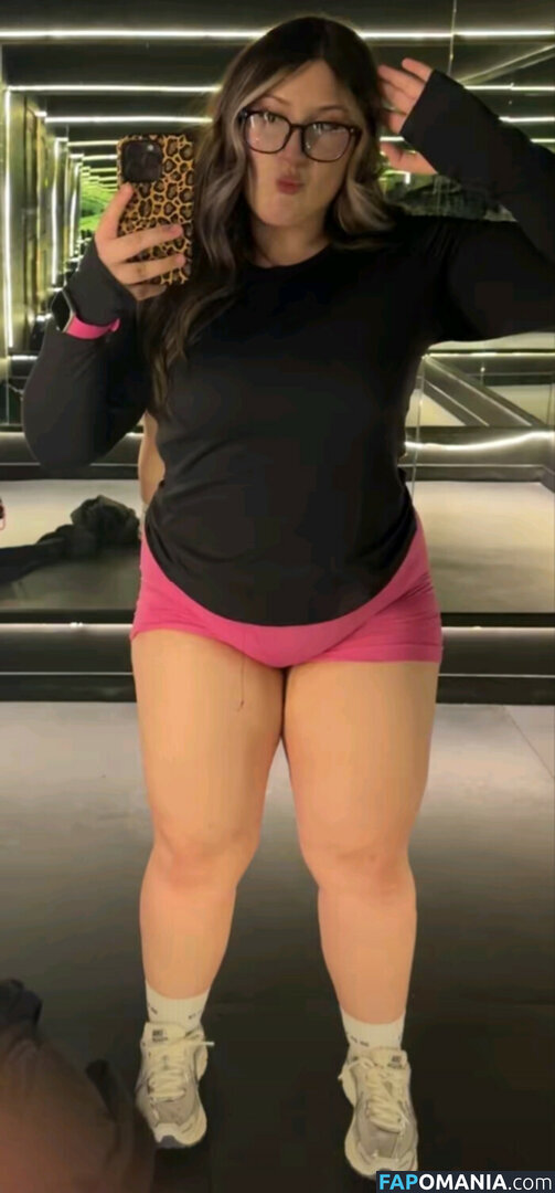 Emilysaucedo22 / Sauceyliftzz Nu OnlyFans  Photo fuitée #2