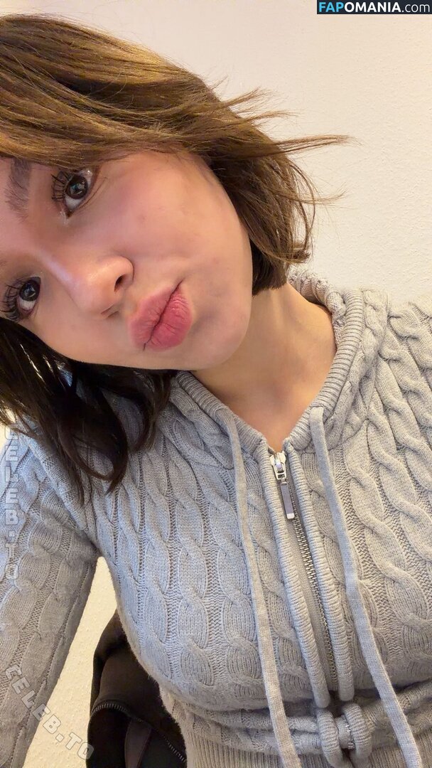 Emilyynl Nu OnlyFans  Photo fuitée #5