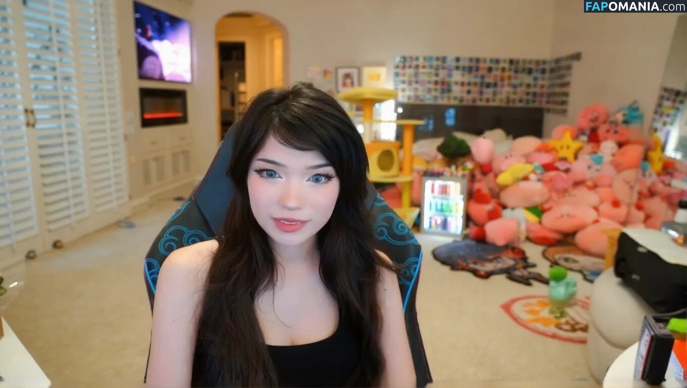 Emiru / emiru.jpg Nu OnlyFans  Photo fuitée #94