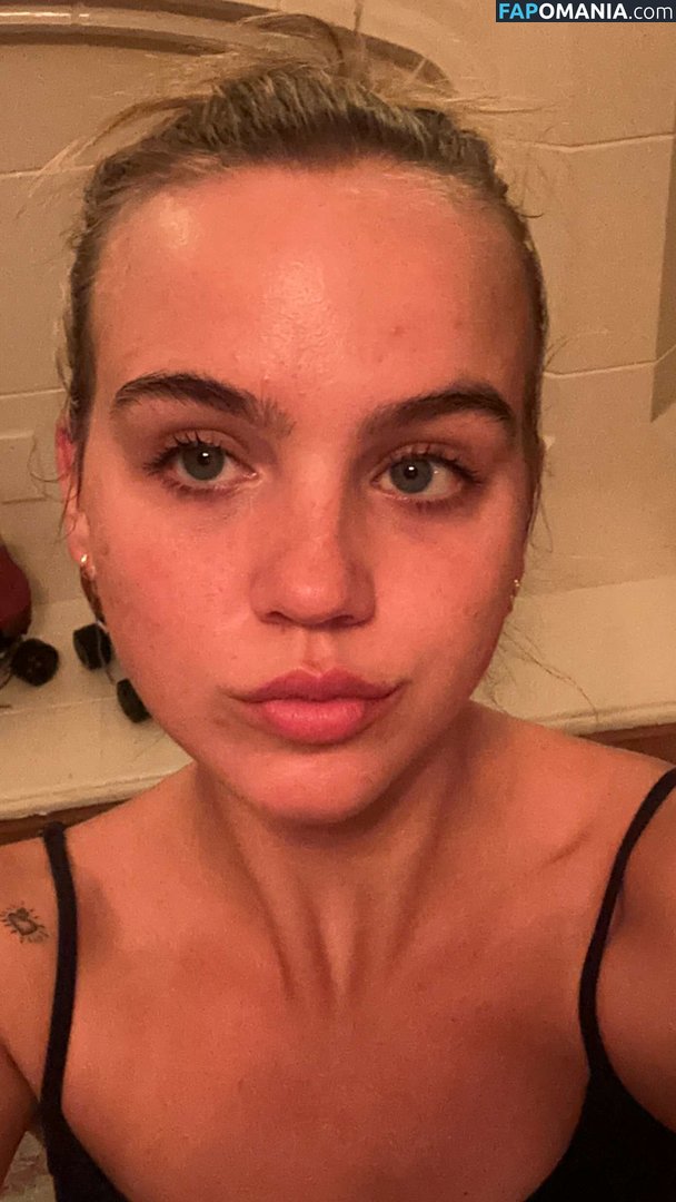 Emma Brooks / emmabrooks / nalabrooks Nu OnlyFans  Photo fuitée #106