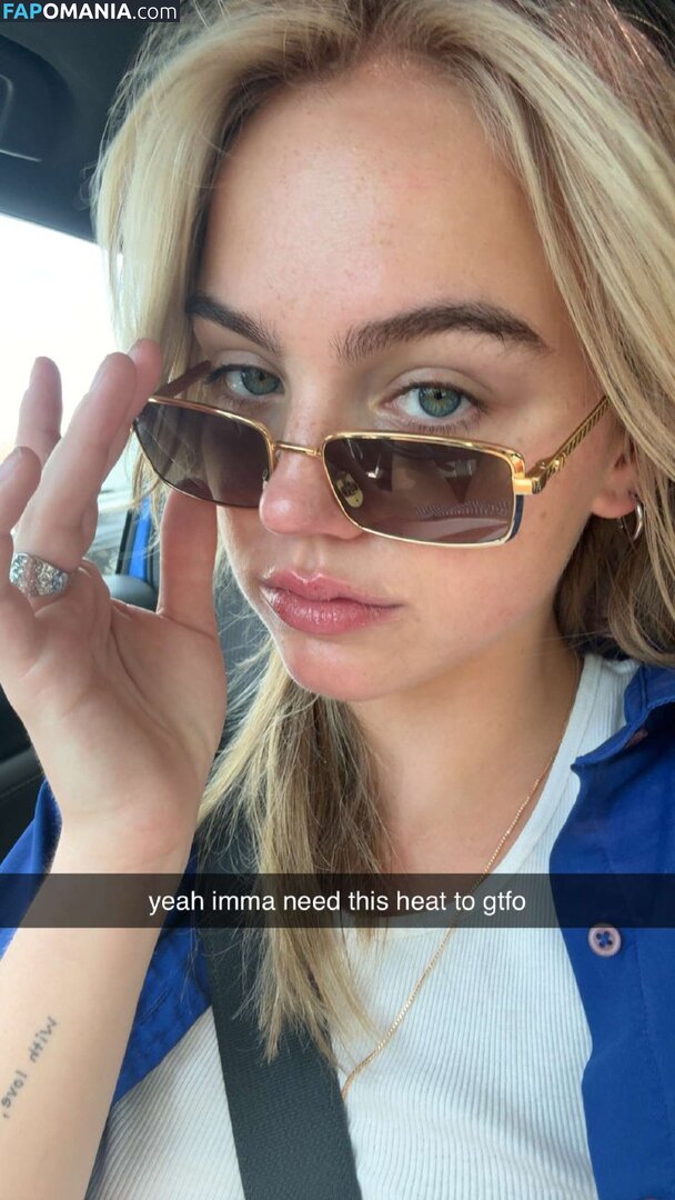 Emma Brooks / emmabrooks / nalabrooks Nu OnlyFans  Photo fuitée #1703