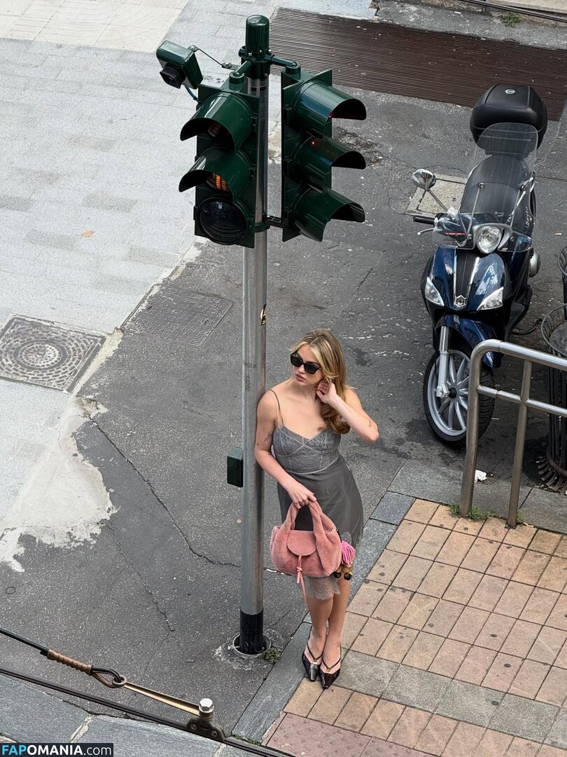 Emma Brooks / emmabrooks / nalabrooks Nu OnlyFans  Photo fuitée #1711