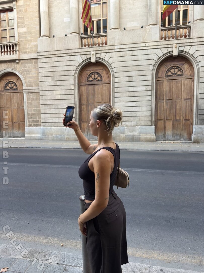 CrazEKanal / Emma Fischer / emmaa.fsr / emmasophxeew Nu OnlyFans  Photo fuitée #2