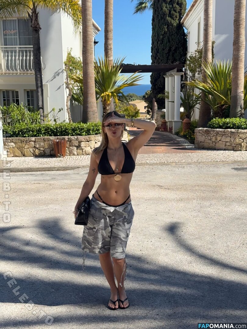 CrazEKanal / Emma Fischer / emmaa.fsr / emmasophxeew Nu OnlyFans  Photo fuitée #4