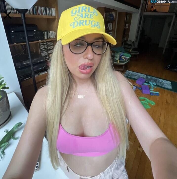 Emma Furgueson / dumbcommiethot / emmafurgueson / furggggg / u40688814 Nu OnlyFans  Photo fuitée #12