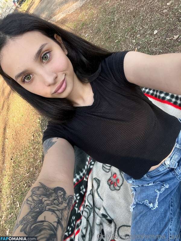 emma_jayi / theofficial_emma_ Nu OnlyFans  Photo fuitée #4