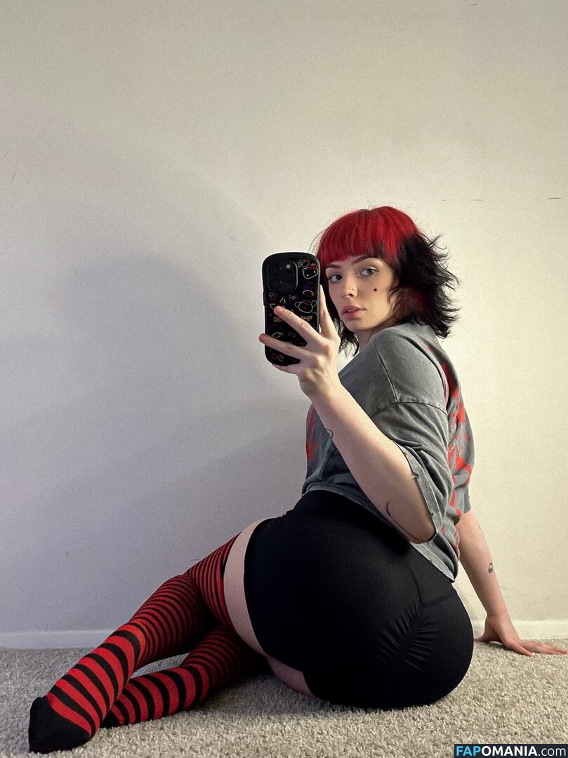 Emma Langevin / emmalangevin / emmalangevinxo Nu OnlyFans  Photo fuitée #127