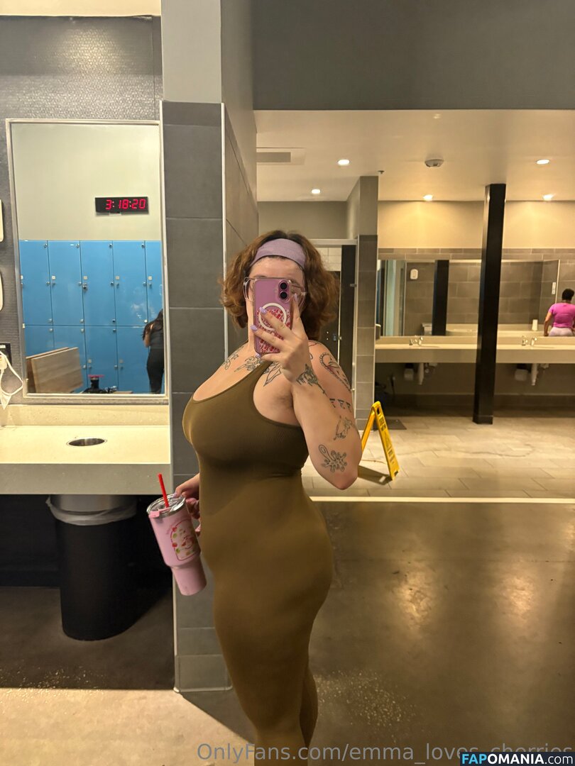emma_loves_cherries / emmalovescherries Nu OnlyFans  Photo fuitée #1