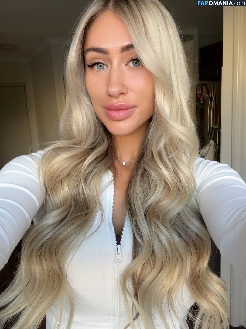 Emma Sundberg / emmasundbergg / https: Nu OnlyFans  Photo fuitée #5