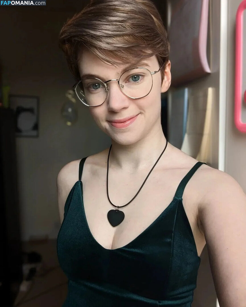 emmathorne Nu OnlyFans  Photo fuitée #1