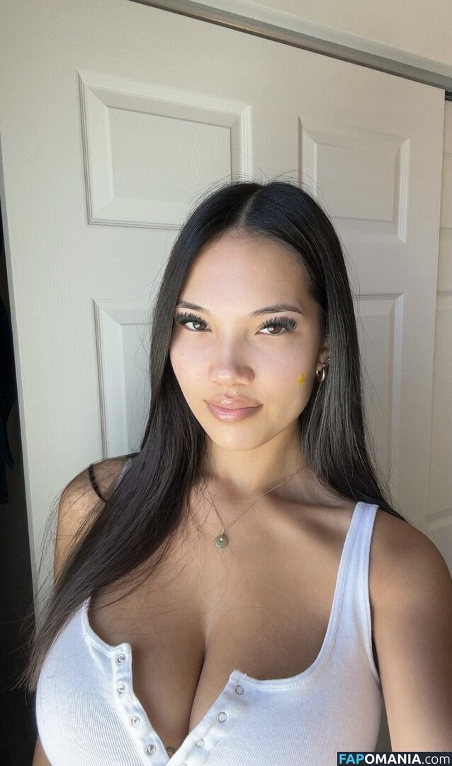 Emme Alcalde / Emmealcalde / eemme.a Nu OnlyFans  Photo fuitée #8