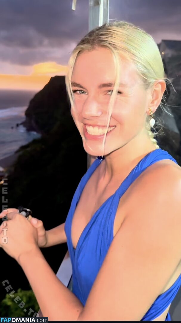 Emmi Schmidt / emmismd Nu OnlyFans  Photo fuitée #32