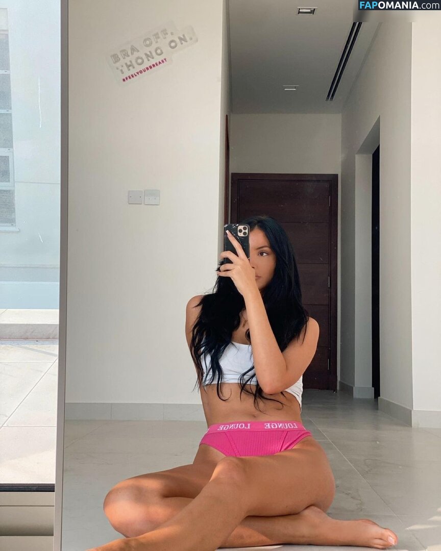 Enisa bukvic Nu OnlyFans  Photo fuitée #3