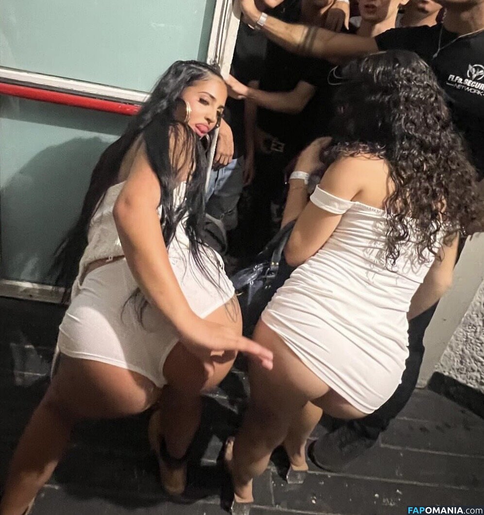 Enny P / ennyp / iamennyp Nu OnlyFans  Photo fuitée #3