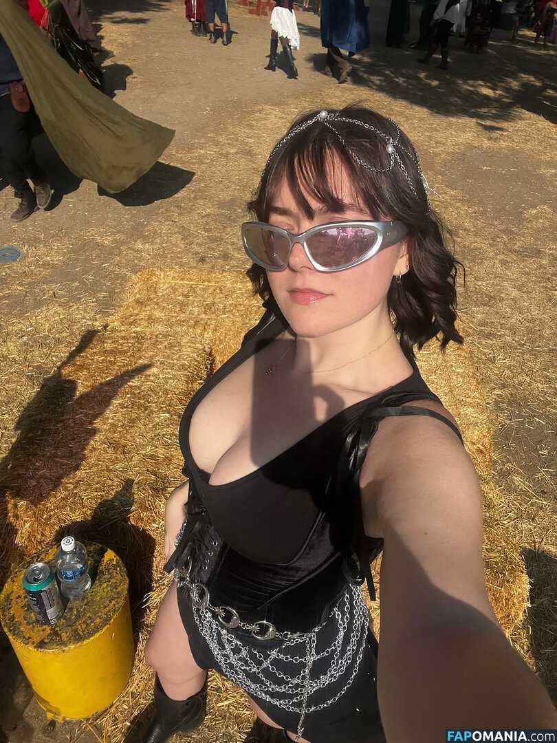 Erin Dougal / Smosh / erindougal Nu OnlyFans  Photo fuitée #8