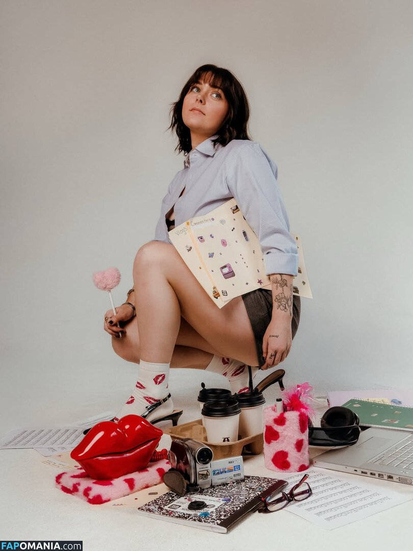 Erin Dougal / Smosh / erindougal Nu OnlyFans  Photo fuitée #17