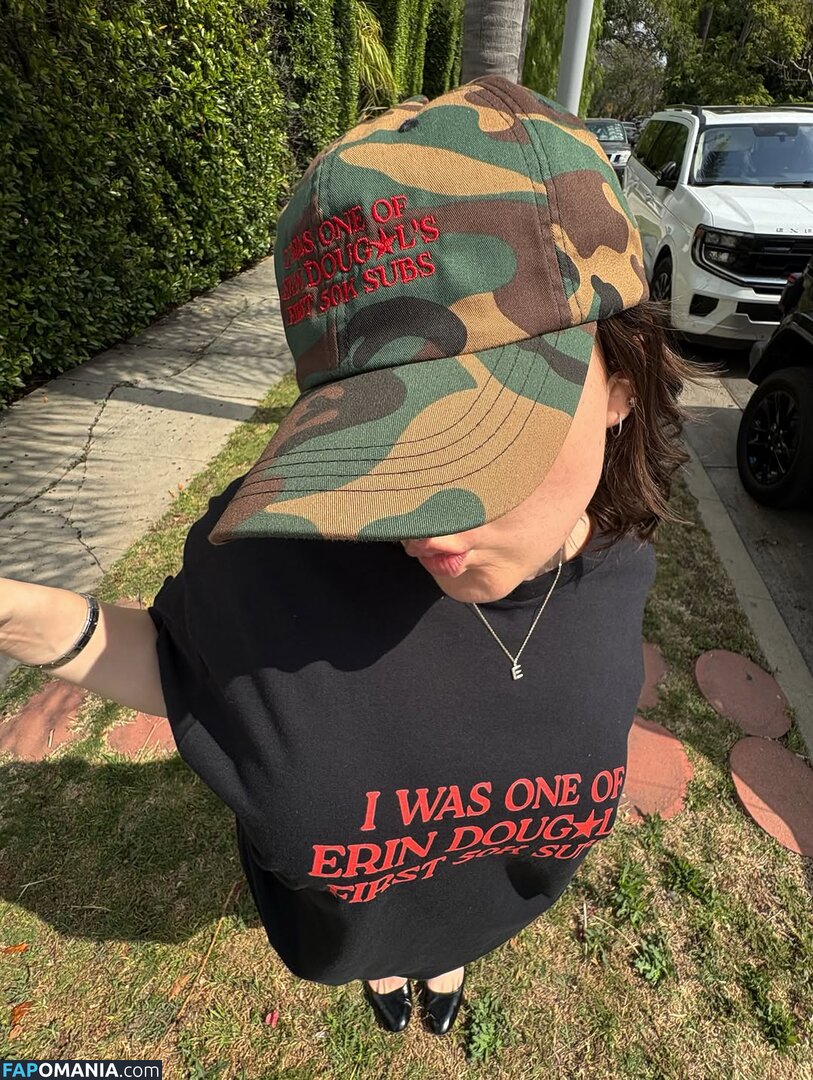 Erin Dougal / Smosh / erindougal Nu OnlyFans  Photo fuitée #23