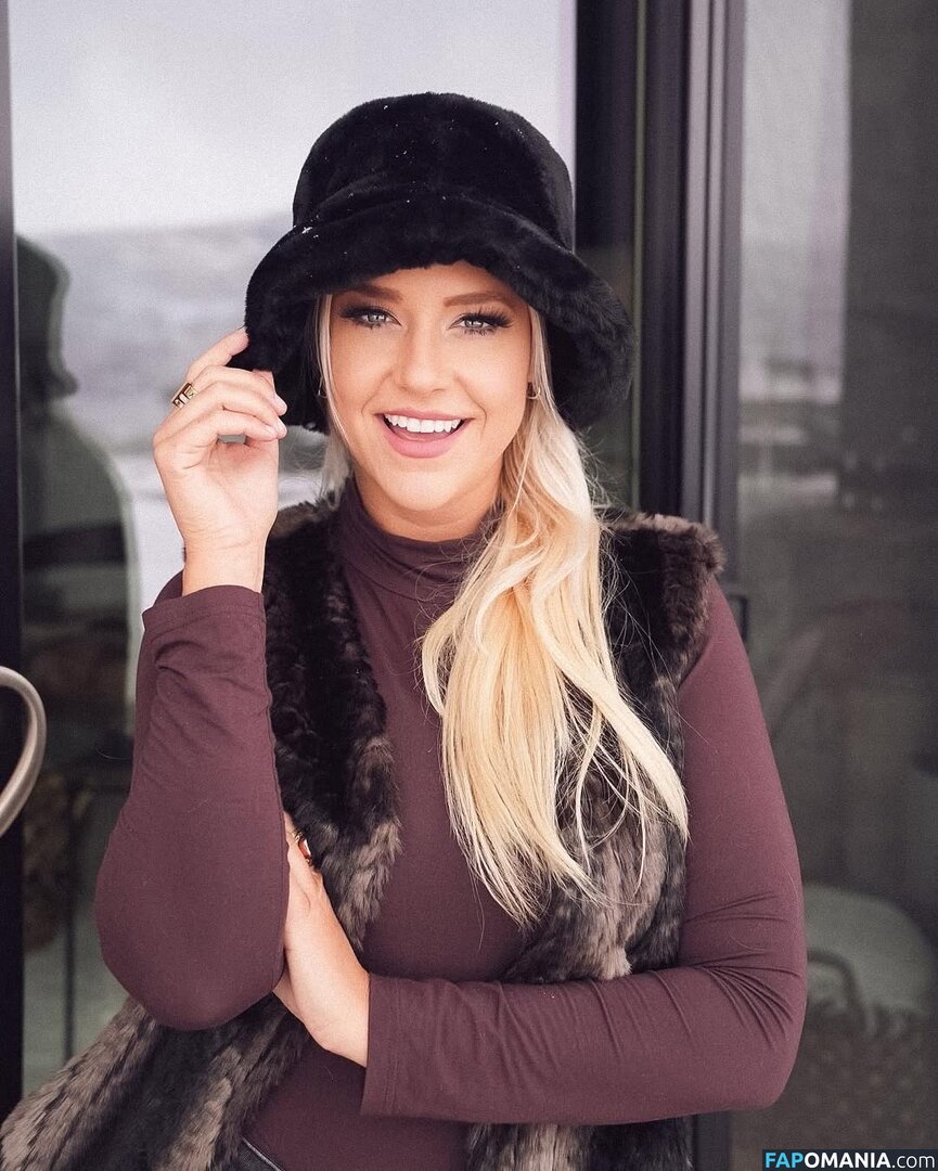 Erin Fay / avrilbaby / erinlfay Nu OnlyFans  Photo fuitée #2