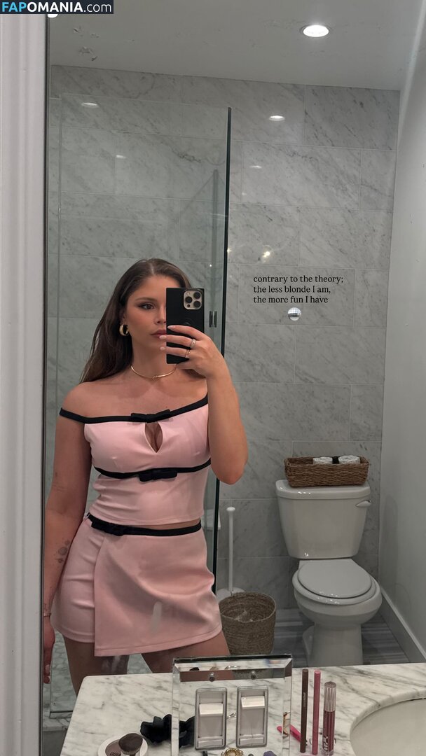 Erin Moriarty / erinelairmoriarty Nu OnlyFans  Photo fuitée #456