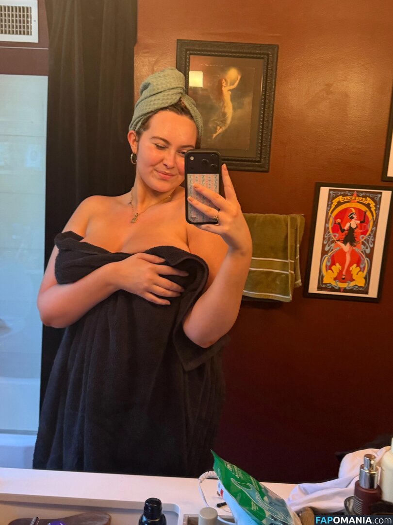 Erinmhk / erinmarleyklay / noterinmhk Nu OnlyFans  Photo fuitée #103