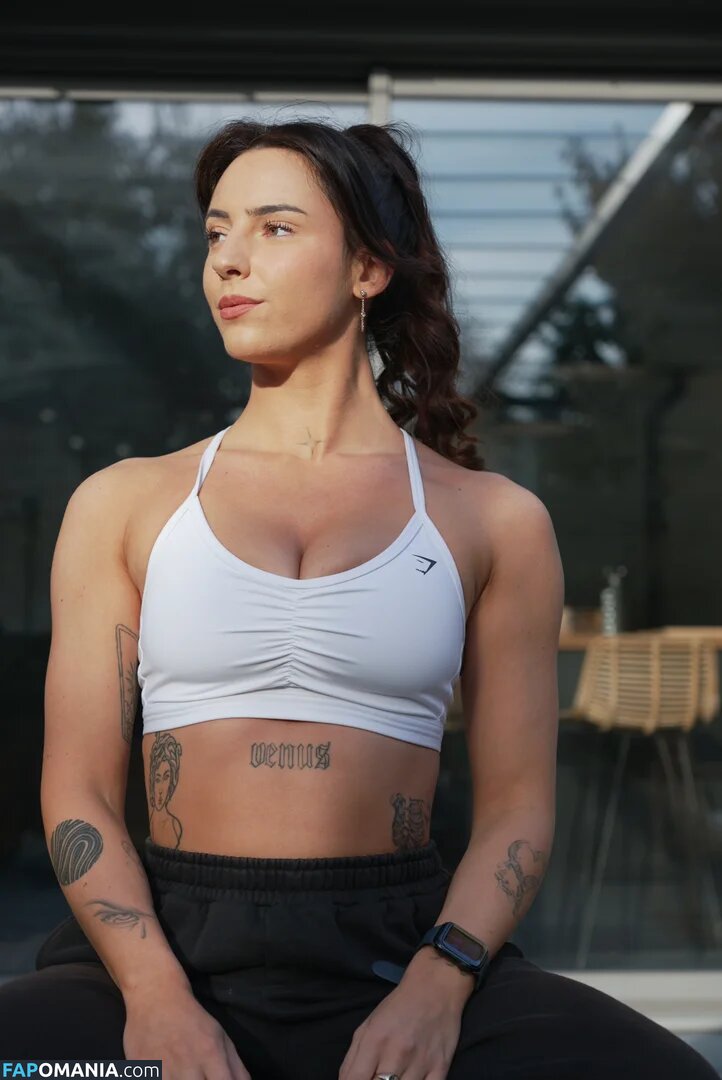 Ersties / abiadultpics / erstiesofficial Nu OnlyFans  Photo fuitée #456