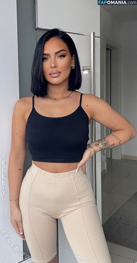 Estellakr Nu OnlyFans  Photo fuitée #13