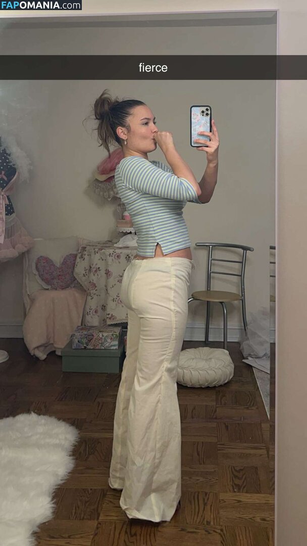Ester Dobrik / esterrdobrik Nu OnlyFans  Photo fuitée #21