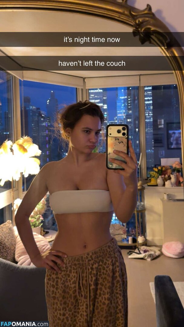 Ester Dobrik / esterrdobrik Nu OnlyFans  Photo fuitée #110