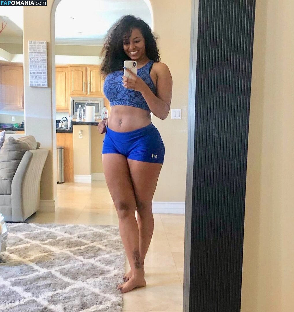 Esther Baxter / estherbaxter / https: Nu OnlyFans  Photo fuitée #5