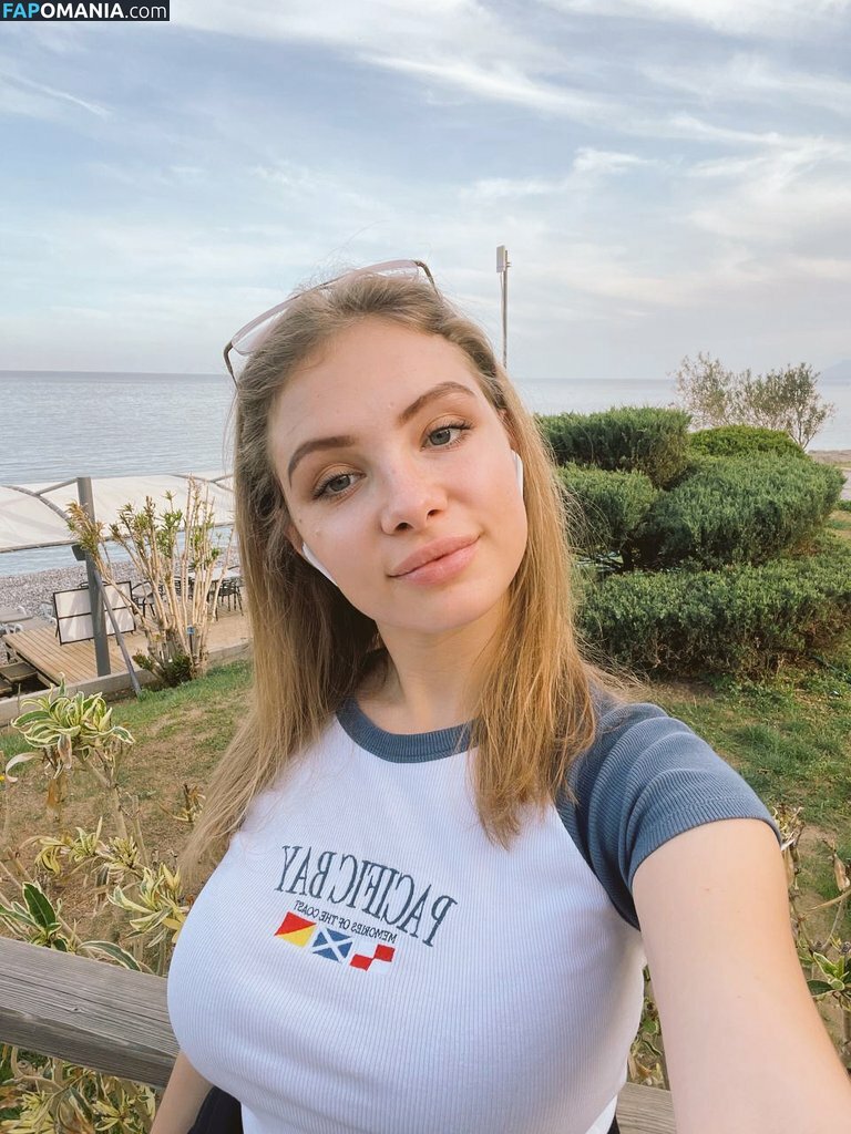 Esvittie / mmmaaarrryyyyyy Nu OnlyFans  Photo fuitée #17