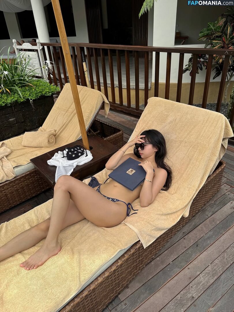 Eunji Pyoapple / djhenney / eunjipyoapple / pyoapple Nu OnlyFans  Photo fuitée #209