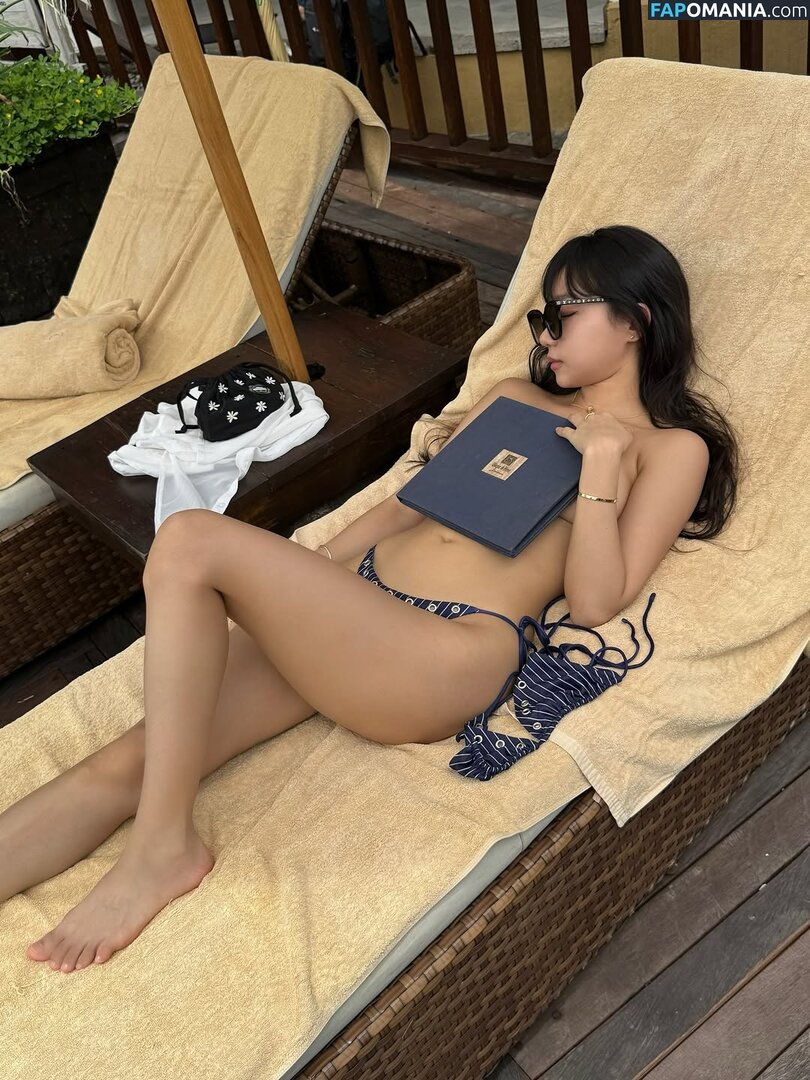 Eunji Pyoapple / djhenney / eunjipyoapple / pyoapple Nu OnlyFans  Photo fuitée #210