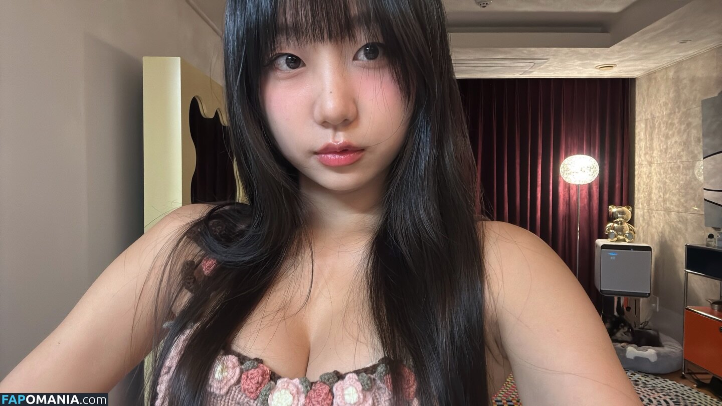 Eunji Pyoapple / djhenney / eunjipyoapple / pyoapple Nu OnlyFans  Photo fuitée #211