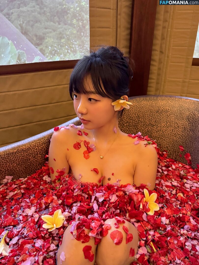 Eunji Pyoapple / djhenney / eunji / pyoapple Nu OnlyFans  Photo fuitée #241