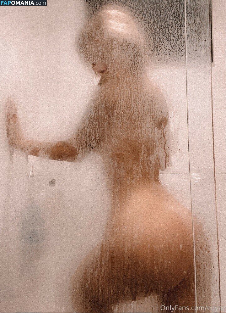 euyaz Nu OnlyFans  Photo fuitée #31