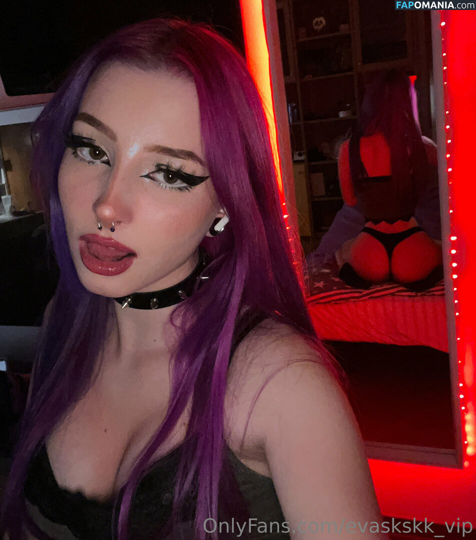 Eva Cappellini / accountsatanico / evaskskk Nu OnlyFans  Photo fuitée #17