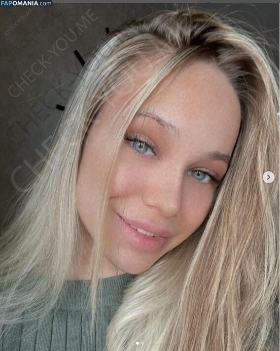 Evelinkafox / Maybachccup Nu OnlyFans  Photo fuitée #1