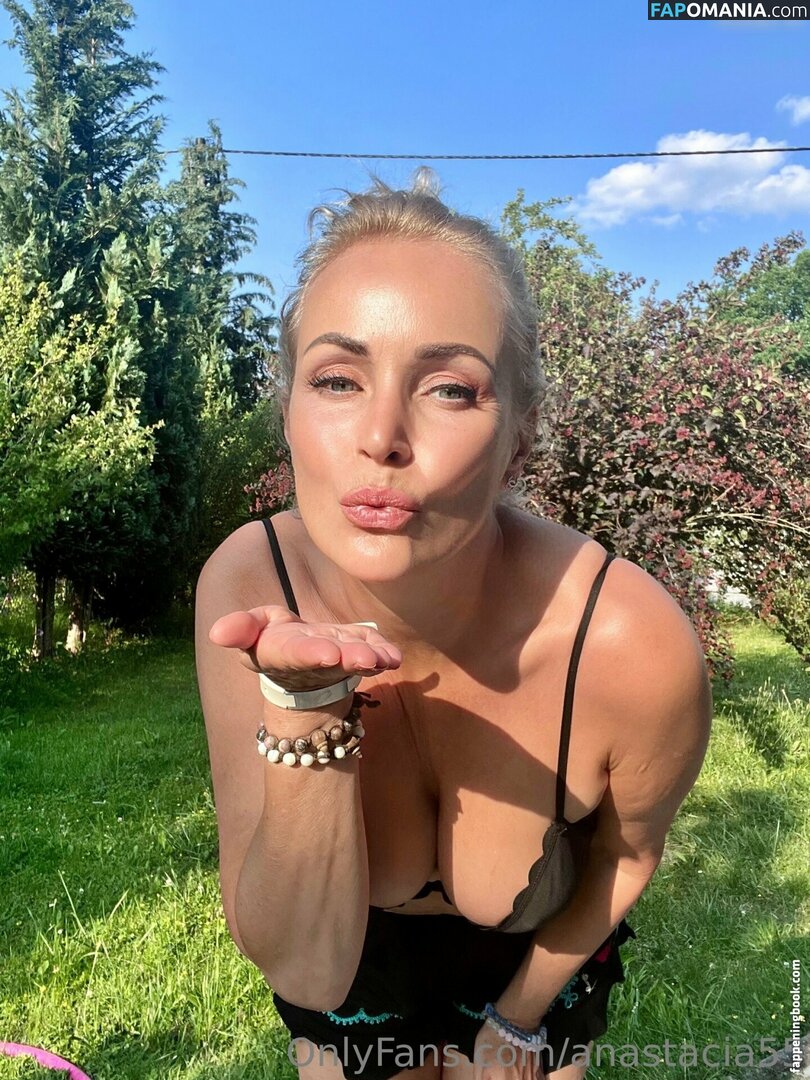 Evelyn Reißmann / anastacia55 / reissmannevelyn Nu OnlyFans  Photo fuitée #44
