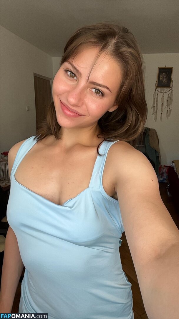 Evermoist Nu OnlyFans  Photo fuitée #10