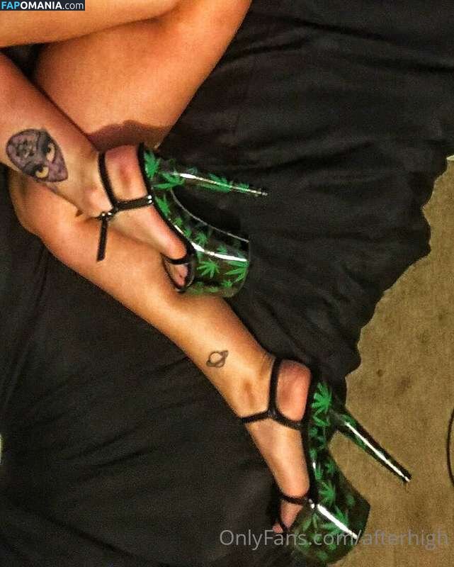 Extra_sarah / high_hoe / https: Nu OnlyFans  Photo fuitée #5