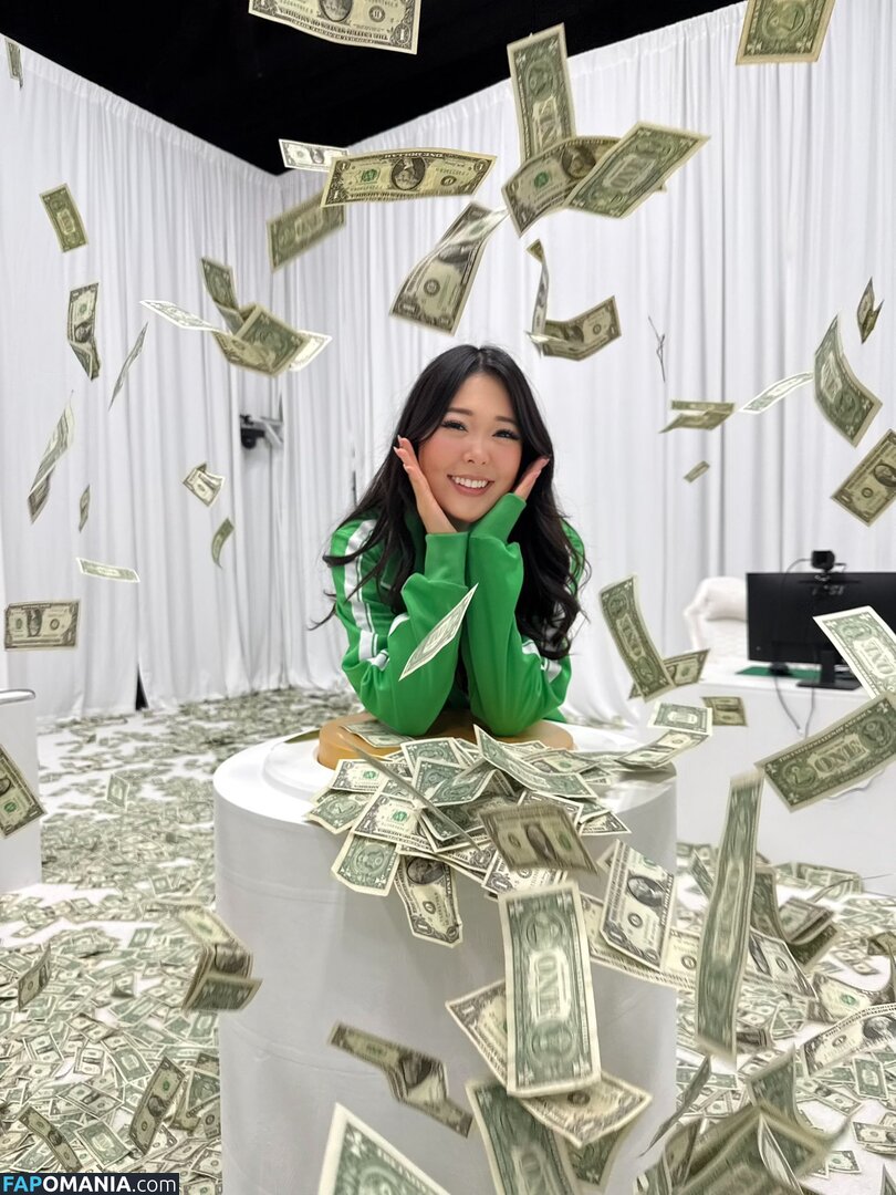 ExtraEmily / extra.emilay / extraemilyy / extremly_cute Nu OnlyFans  Photo fuitée #8