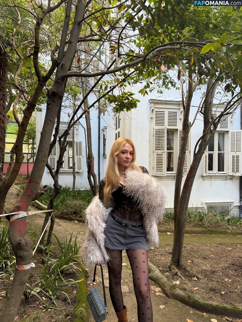 Ezgi Kasapcopur / ezgikasapcopur Nu OnlyFans  Photo fuitée #24