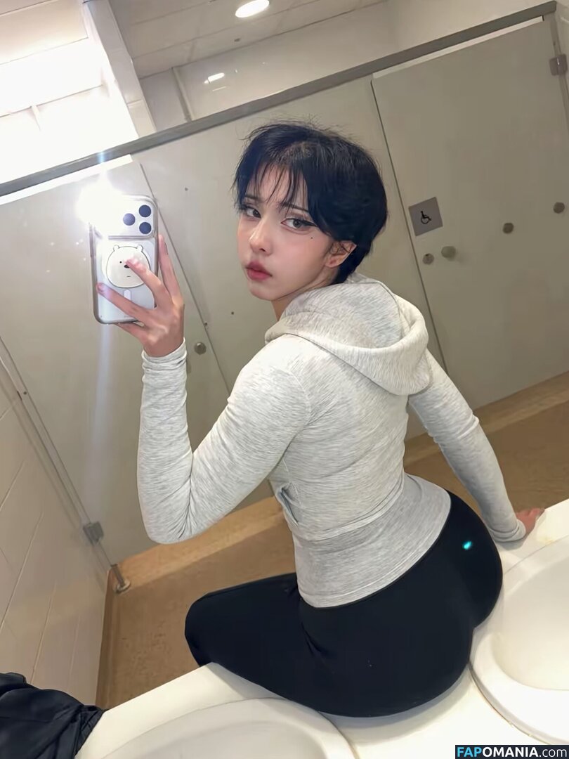 f3i4ly Nu OnlyFans  Photo fuitée #17