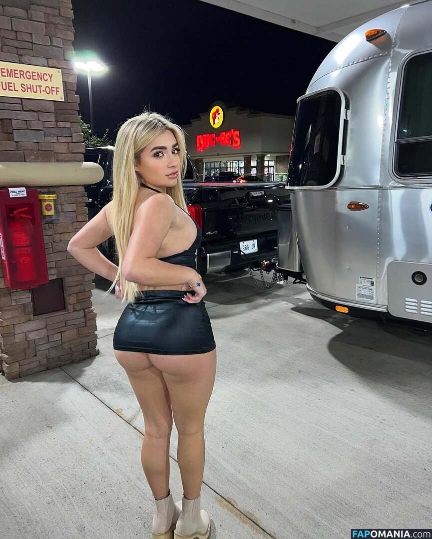 Faith Lianne / Imfaithxo / faithlianne Nu OnlyFans  Photo fuitée #242