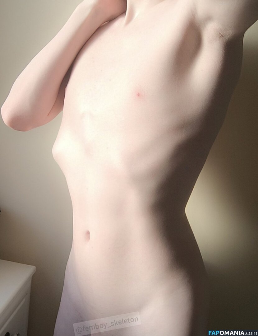 femboy_skeleton / https: / nyxpup Nu OnlyFans  Photo fuitée #11