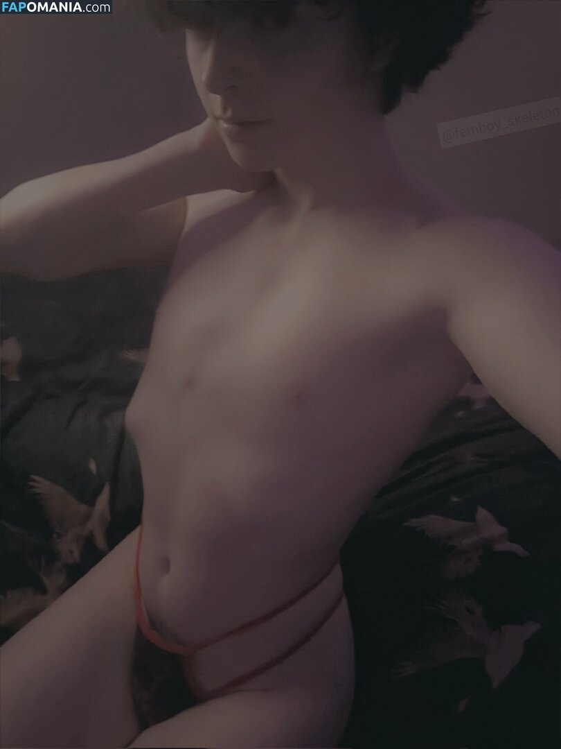femboy_skeleton / https: / nyxpup Nu OnlyFans  Photo fuitée #14