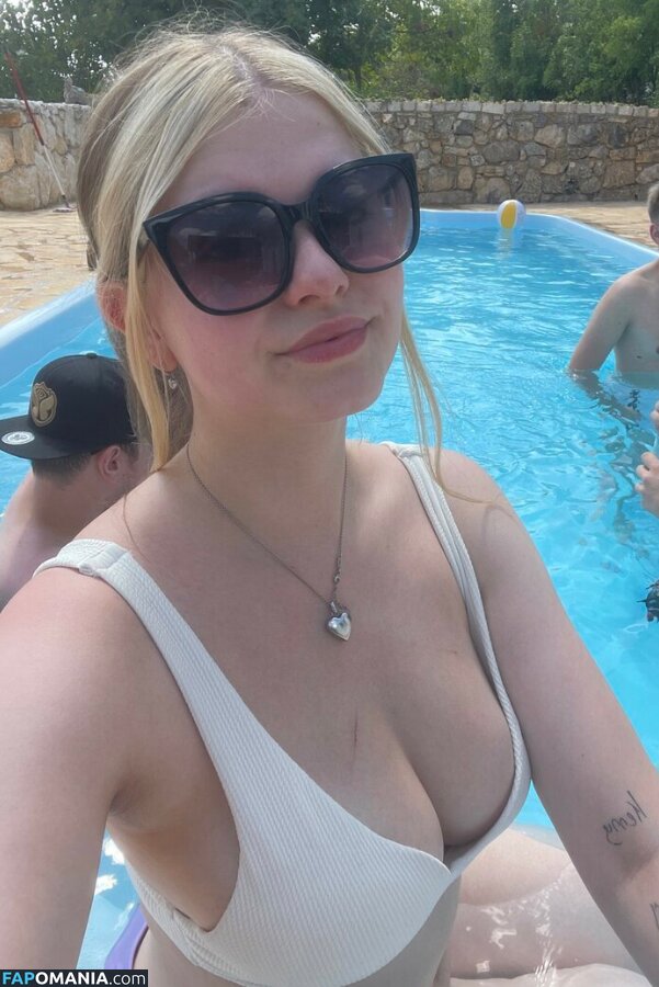 Fenelia / feneliactx / ffenna Nu OnlyFans  Photo fuitée #1